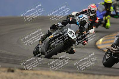 media/Jan-14-2023-SoCal Trackdays (Sat) [[497694156f]]/Turn 12 (120pm)/